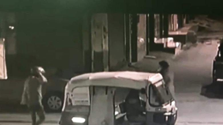 Haryana: Woman Hit By Man With Helmet for Refusing Bike Ride; Incident Caught on CCTV