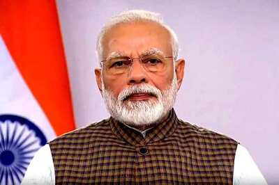 PM Urges AYUSH Practitioners to Pitch in to Combat Coronavirus