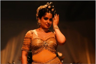Kangana Ranaut's 'Thalaivi' Pics Show Her Weight Gain for the J Jayalalithaa Biopic