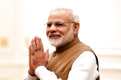 Kishore Kumar Was Blacklisted During Emergency as He Refused to Sing Cong Tune, Says PM Modi