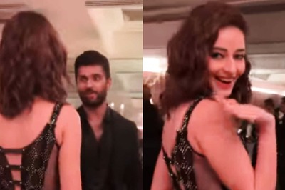 Vijay Deverakonda, Ananya Panday Are Lost In Their Own World At Apoorva Mehta's Bash, Video Goes Viral