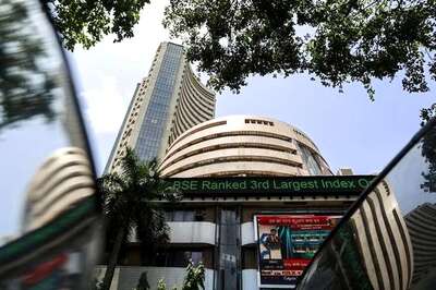Sensex Pulls 332 Points Higher Ahead of RBI Meet, on Global Cues