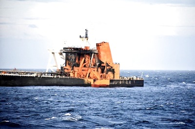 Sri Lanka Court Summons Captain of Oil Tanker MT New Diamond That Caught Fire