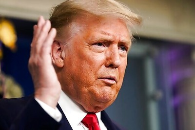 Trump, Mariano Rivera mark Opening Day at White House