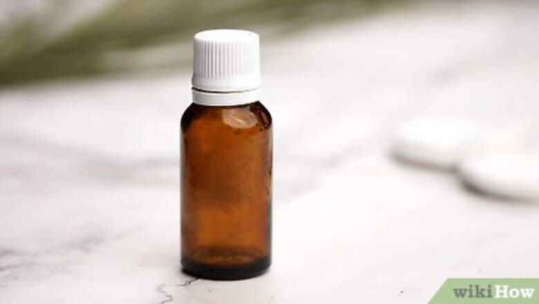 How to Make Your Own Cuticle Oil