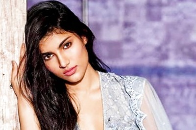 Salman Khan’s Niece Alizeh Agnihotri’s Debut Will Be Unconventional, Director Somendra Padhi Confirms