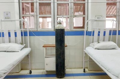 About 12,500 Oxygen Beds Getting Ready, Remdesivir to Be Available in 5 Districts: TN Minister