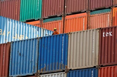 India's Exports Rise 6% to $27.58 Billion in September