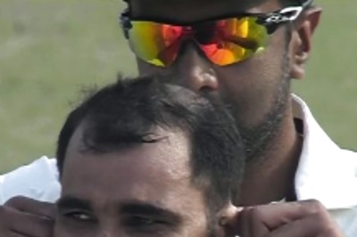 'What's Going On Here': Ravichandran Ashwin's Strange Celebration With Shami Leaves Internet In Splits