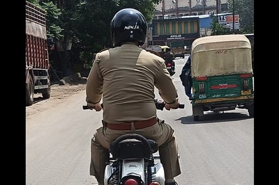 Ghaziabad Cop Slapped Rs 5000 Fine Over Number Plate Violation After X User’s Complaint