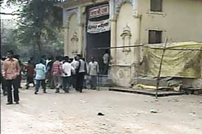 A day after, uneasy calm in Varanasi