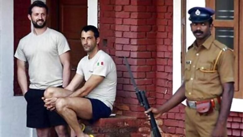 Italian marines leave for home
