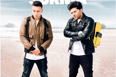 Guru Randhawa and Jay Sean Get Tricked by a Pretty Tourist in New Song Surma Surma