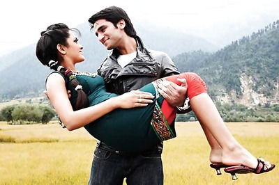 Review: 'Qasam Se Qasam Se' lacks originality