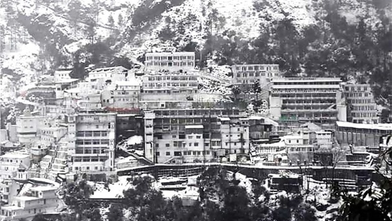 J&K: Vaishno Devi yatra running smooth, chopper services resume