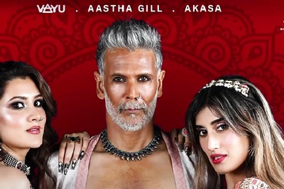 Singer Akasa on Her Days in Mika Singh's All-Male Band: 'I Grew Up Quite Early'