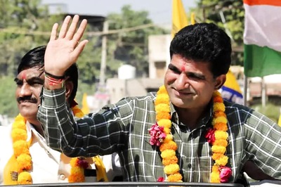 News18 Evening Digest: Jhadoo Chal Raha Hai, Says AAP Gujarat CM Face Isudan Gadhvi; Delhi Police to Ask Bumble About Murderer Aaftab’s Dating Profile & More