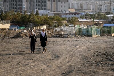 Taliban Says New Proposal For Reopening School For Girls Tabled; West Issues Statement