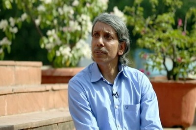 JNUSU Attacks VC  For Seeking Battle Tank on Campus