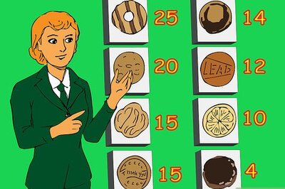 How to Organize a Girl Scout Cookie Booth Sale