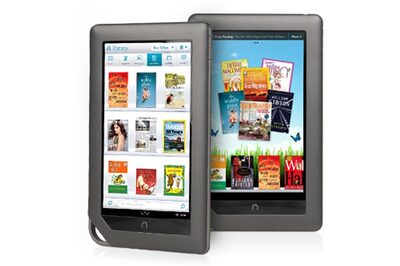 Barnes & Noble launches colour-screened Nook