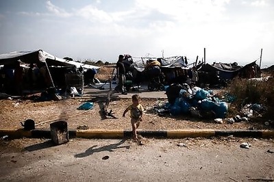 Migrants Stranded By Lesbos Fire Resist New Temporary Camp