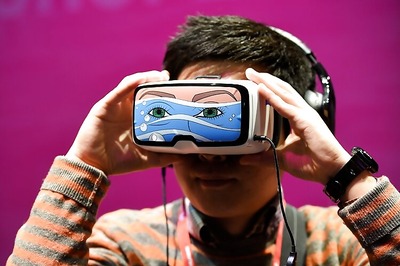Why VR headsets will remain a niche in the near future