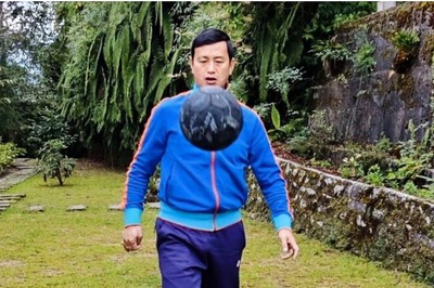 Happy Birthday Bhaichung Bhutia: Interesting Facts About the 'God's Gift to Indian Football'