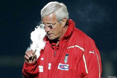 Lippi shows some lineup indications