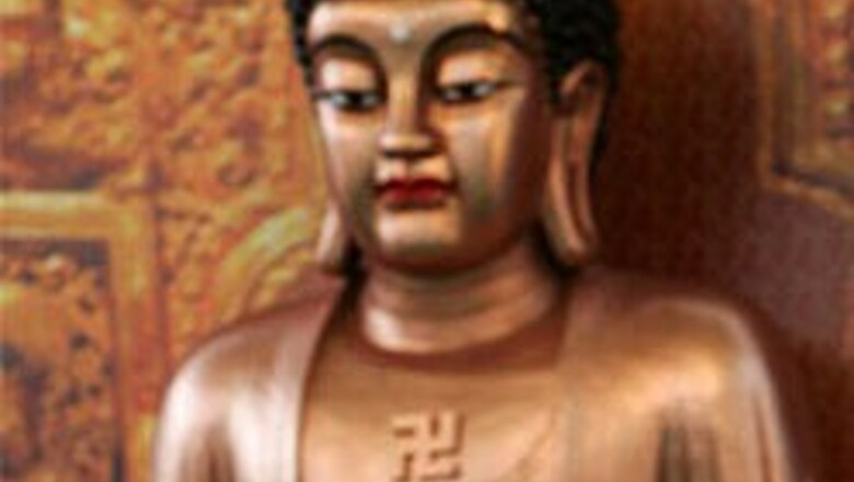 Ad shows Pratibha, Nitish 'above' Buddha, monks irked