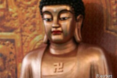 Ad shows Pratibha, Nitish 'above' Buddha, monks irked