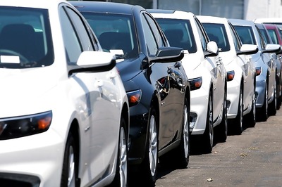 Festive Season Boost, New Models Lift Passenger Vehicles Out of Sales Slowdown in Oct