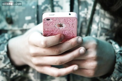 High school girls in Japan spend 7 hours a day on mobiles: Survey