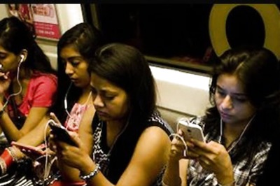Digital Discrimination against Women in India is Real. Here's How It Can be Fixed