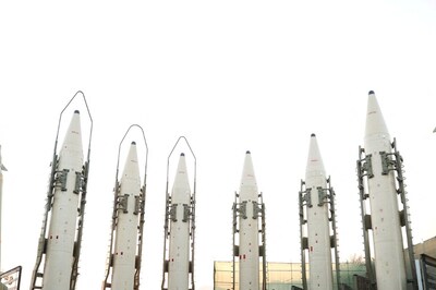 Iran Bolsters Military Ties with Russia Amid Ukraine War, Supplies 400 Ballistic Missiles: Report