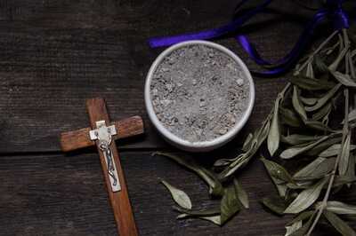 Holy Week 2023: Why is Holy Wednesday also called ‘Spy Wednesday’? Messages and Quotes to Share