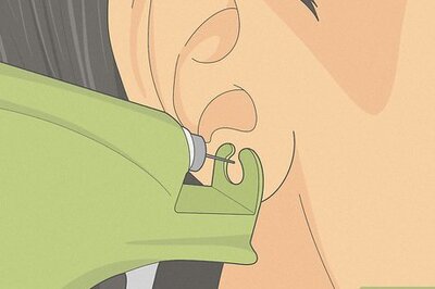 How to Stretch an Earlobe Piercing for Gauges