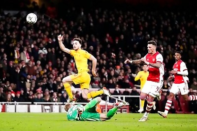 Jota Leads Liverpool Past Arsenal Into League Cup Final
