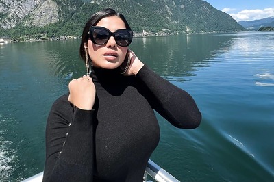 Actress Ketika Sharma's Street Style Look Is A Whole Mood