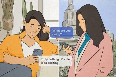 How to Reply to “What Are You Doing?” over Text: Creative Answers to Sound Fun & Flirty