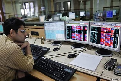 Sensex gains further, soars 333 points on rate cut odds