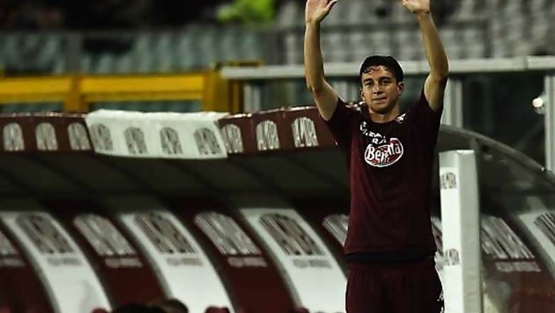 Manchester United sign Italy right back Matteo Darmian
