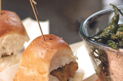 Vada Pav Ranked As World's 13th Best Sandwich, Desi Foodies Argue It's Number One
