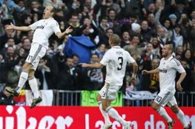 Robben magic sees Real Madrid past Villarreal
