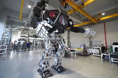 Humans Vs Bots: Will Bots Replace Human Labour Soon?