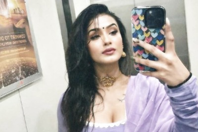 How Shambhavi Singh Celebrated Birthday With Crew On Sets Of 10:29 Ki Aakhri Dastak