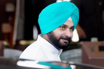 Is Navjot Singh Sidhu Pitching Himself Against Top Leadership In Punjab Congress?