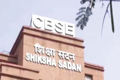 CBSE Forms Partnerships with 15 Institutes to Foster Skill Education, Teacher Training