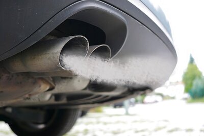 European Union Targets 30% Cut in Truck CO2 Emissions by 2030