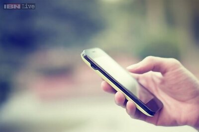 Smartphones are killing love in China